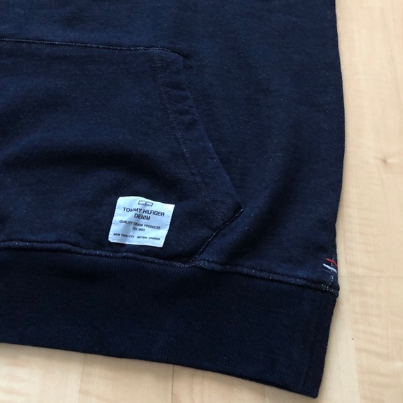 Hilfiger Denim Sweatshirt - Picture 5 of 9